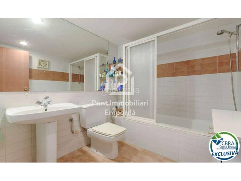 Foto 4de4d794-cfe1-4907-93e9-019a73618ee7. Casa exclusiva casa con amarre en Santa Margarida Roses