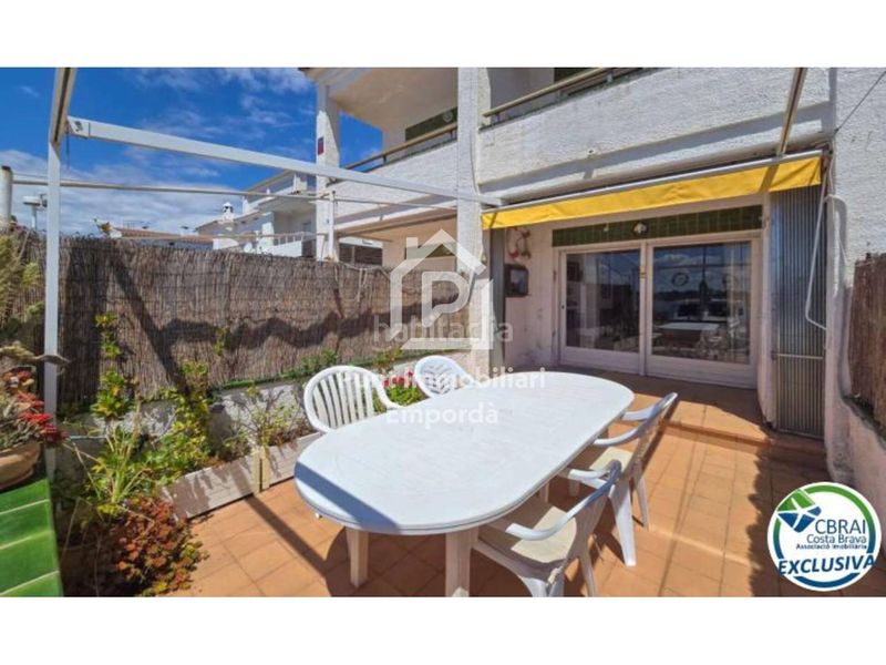 Foto e58da9cf-3b3a-43f3-8688-e70c5628eeb8. Casa exclusiva casa con amarre en Santa Margarida Roses