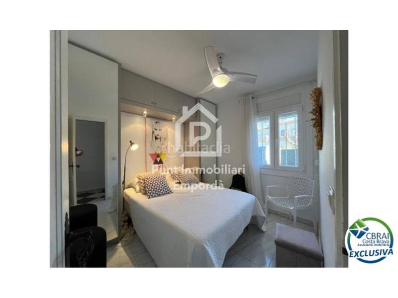 Foto ac99d988-0619-4327-bc55-ca6e463a09f8. Casa amb piscina a Segre - Ebre - Ter Empuriabrava