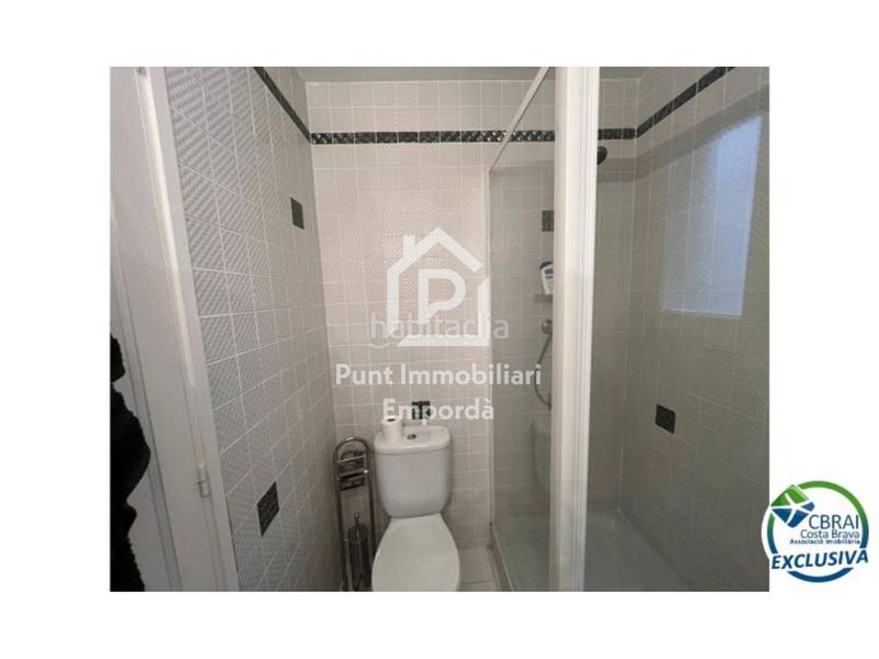 Foto b364e30e-52cc-4d9c-ace8-a311437ee2ea. Casa amb piscina a Segre - Ebre - Ter Empuriabrava