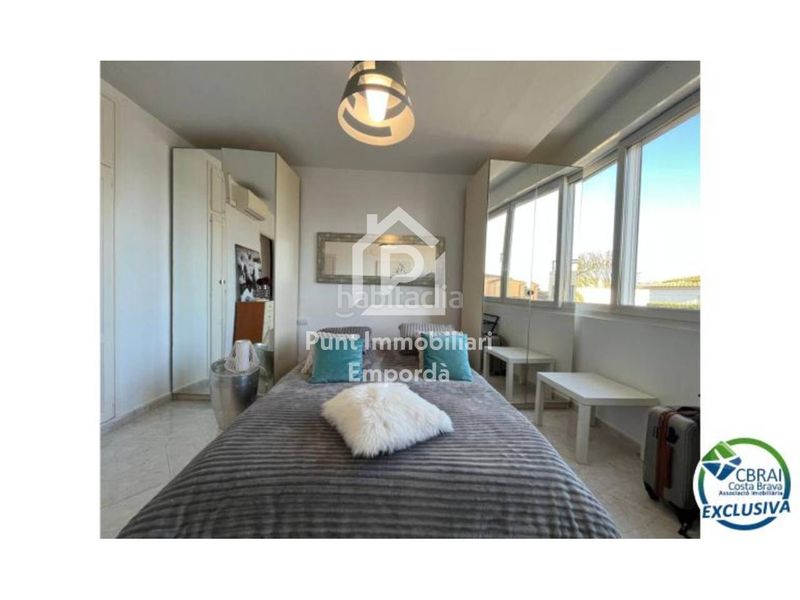 Foto ee389e72-f054-45b9-89ef-754522bb2361. Casa amb piscina a Segre - Ebre - Ter Empuriabrava
