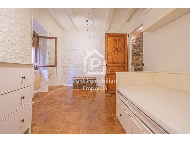 Foto 1d55dec3-16de-46f0-a9b9-82ae845db7d1. Casa amb calefacció a Castelló d´Empúries