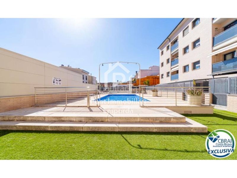 Foto 4732981f-6b19-47e8-b477-73d7d6aa2b1b. Pis amb calefacció piscina a Els Grecs-Mas Oliva Roses