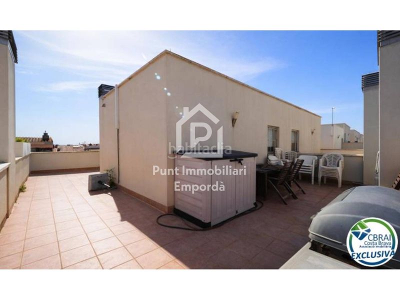 Foto ace7a878-37f1-498e-81a8-f8c378c3855c. Duplex con riscaldamento parcheggio in Centre Roses