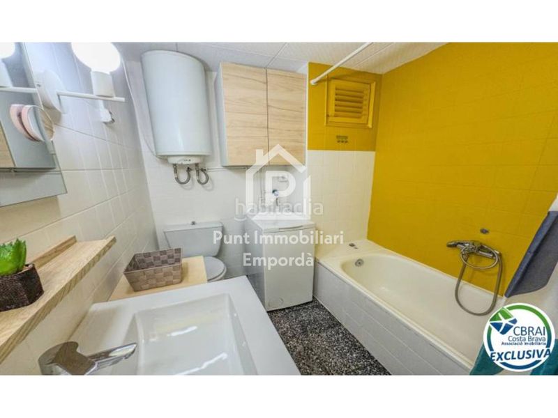 Foto 014a8270-18b4-44b8-98b1-fb60db8c9f70. Estudi amb piscina a Nord Roses