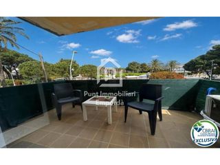 Piccolo appartamento  Calle la coma. Acogedor apartamento reformado en el puerto de llançà