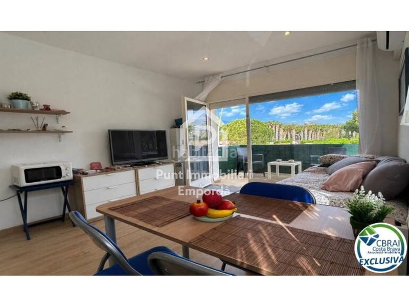 Foto 47ee83c2-94bd-4d63-9fdf-600f13d7377a. Apartament amb aparcament a El Colomer - La Bateria - La Coma Llançà