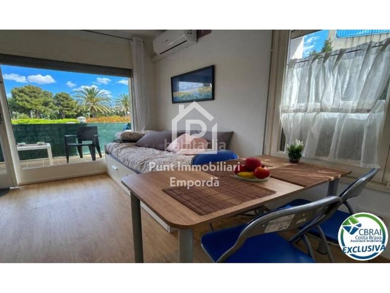Foto daddecc9-6450-41cc-8768-f0ce2b157a60. Apartament amb aparcament a El Colomer - La Bateria - La Coma Llançà
