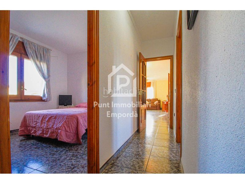 Foto 3eca4503-7764-47ca-8945-c5f3f54b6eee. Casa amb aparcament a Cabanes