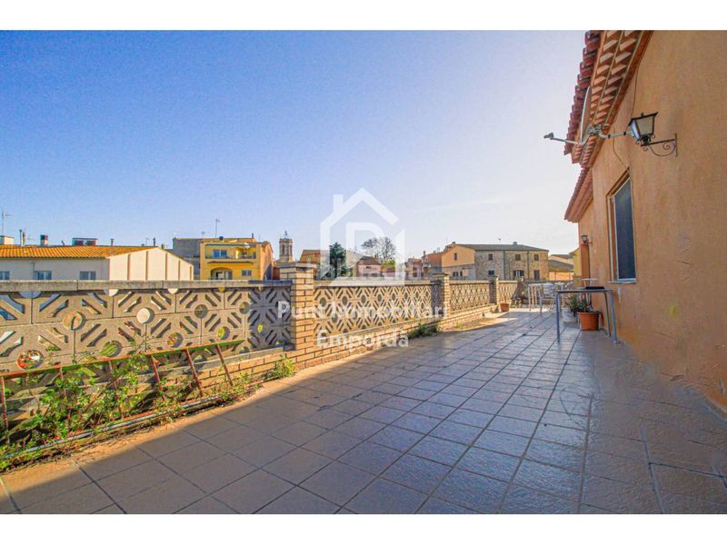Foto 6ea16b19-0740-4b26-b024-519e8b2a0374. Casa amb aparcament a Cabanes