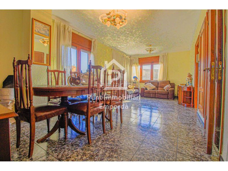 Foto 861331e1-91d1-4278-9075-afce2a79a91b. Casa amb aparcament a Cabanes