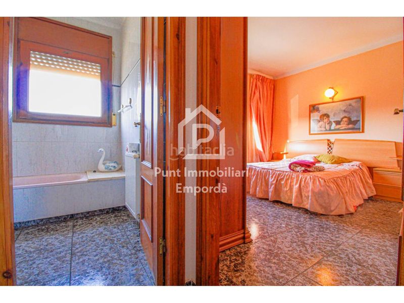 Foto e21ce395-b152-4d95-a6e9-dee489b46a9c. Casa amb aparcament a Cabanes