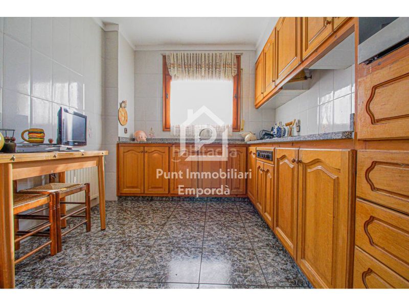 Foto fcd79e57-b9f9-4dd8-84d7-058c8e3cdc07. Casa amb aparcament a Cabanes