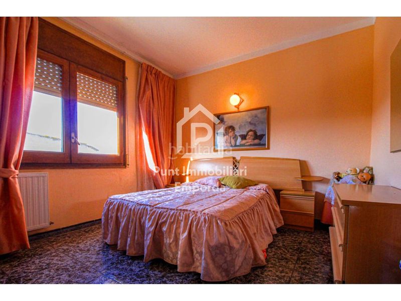 Foto ff10263d-4522-434b-814c-6f0327dcc0aa. Casa amb aparcament a Cabanes