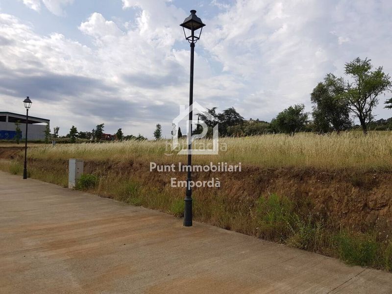 Foto 452708db-e4a1-4b67-94bf-4d35faa5fea8. Terreno residencial parcela edificable en venta en Darnius