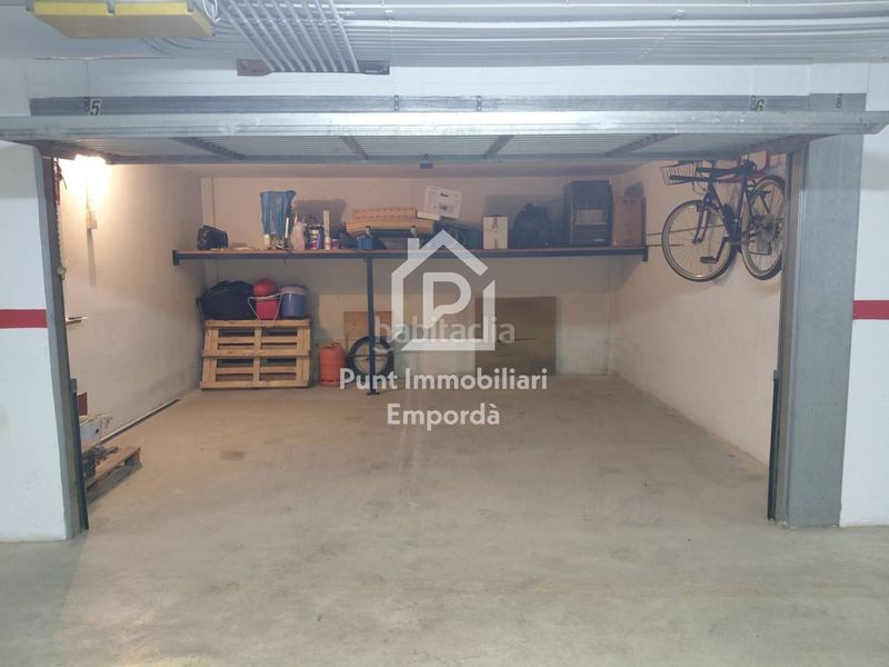 Foto 04f9153d-00ea-4a10-bfdb-f3e1abf199a3. Apartament amb calefacció aparcament a El Port Llançà