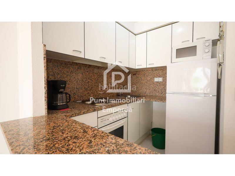 Foto 50f7d4ea-4c51-46fd-9319-77d2c39564f6. Apartament amb calefacció aparcament a El Port Llançà