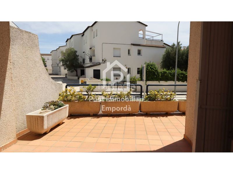 Foto acc09f8e-de7d-4c3f-b86e-ecec17e6c7f1. Apartament amb calefacció aparcament a El Port Llançà