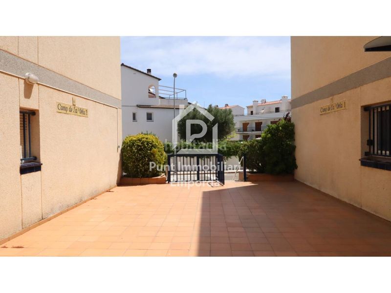 Foto c2847782-30dd-4380-8082-c48d63a00f9b. Apartament amb calefacció aparcament a El Port Llançà