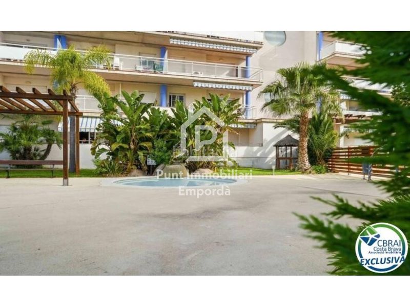 Foto 0ba1c1bd-a2ed-4044-8bed-fb0ce51a25df. Pis amb calefacció aparcament a Santa Margarida Roses