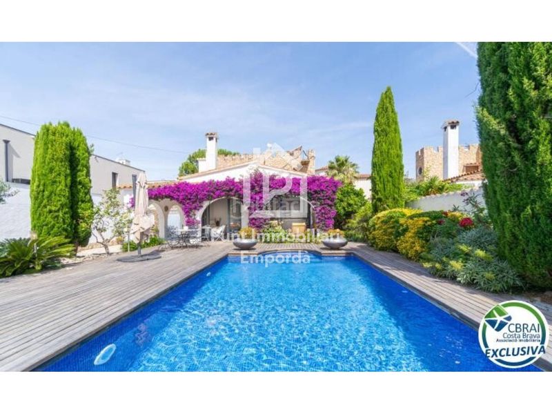 Foto 48e02b30-208a-4a3b-9edc-14135bc7e7b5. Casa amb aparcament piscina a Els Grecs-Mas Oliva Roses