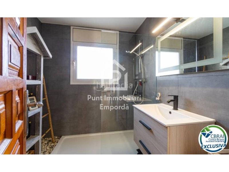 Foto 6220c920-4ec1-471f-a54f-3b5e4c306a8a. Casa amb aparcament piscina a Els Grecs-Mas Oliva Roses
