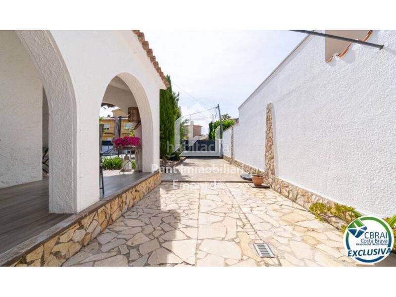 Foto a530d4a0-6964-4cd2-84b3-a9197e9d9745. Casa amb aparcament piscina a Els Grecs-Mas Oliva Roses