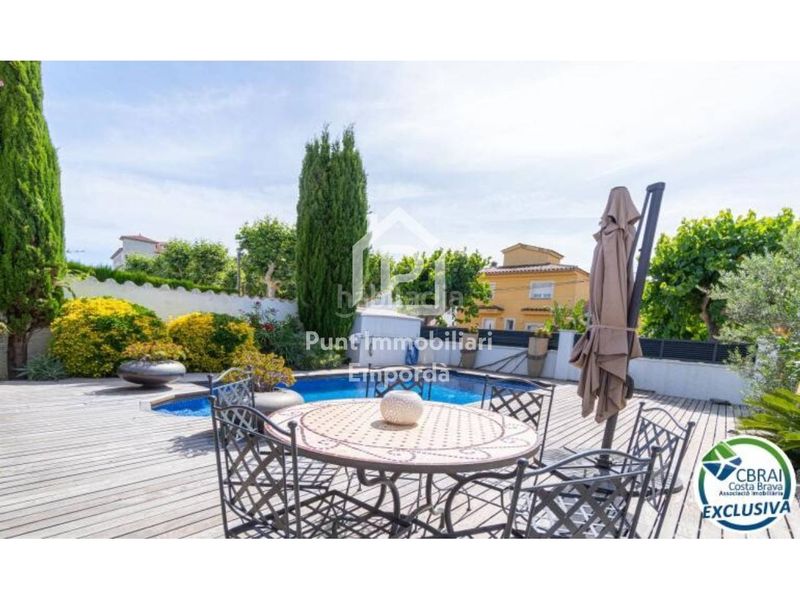 Foto da2b3b53-8892-40be-ae02-63819292c617. Casa amb aparcament piscina a Els Grecs-Mas Oliva Roses
