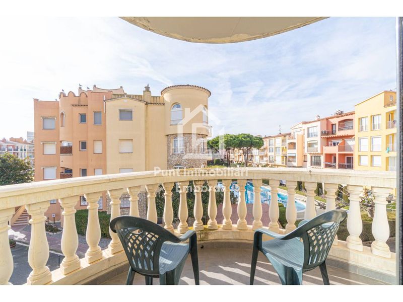 Foto 0ca0f648-c850-42e6-9d52-2a872705c79d. Apartament amb calefacció aparcament piscina a Muga - Gran Reserva - Badia Empuriabrava