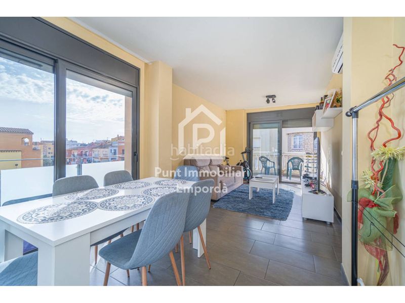 Foto 732c6984-be5b-4977-9dcd-24acfe9d0834. Apartament amb calefacció aparcament piscina a Muga - Gran Reserva - Badia Empuriabrava