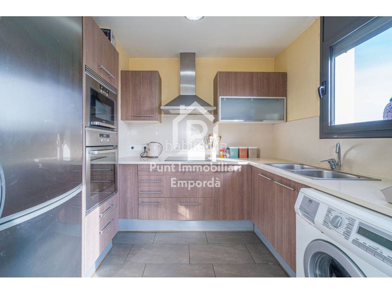Foto ae5e12ac-0e6c-4896-927b-bb33f4ac0a99. Apartament amb calefacció aparcament piscina a Muga - Gran Reserva - Badia Empuriabrava