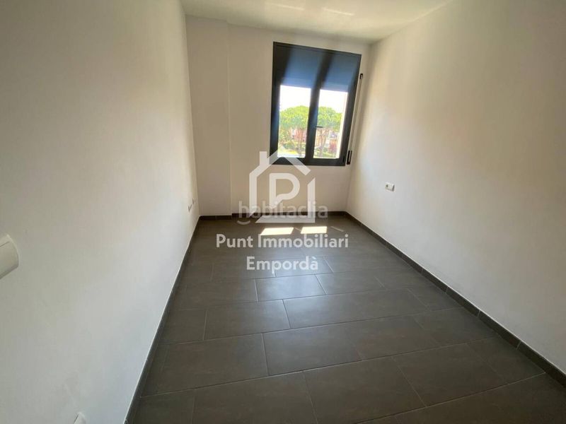 Foto d320ff23-d9b6-4ec2-a563-8c6636f15ded. Apartament amb calefacció aparcament piscina a Muga - Gran Reserva - Badia Empuriabrava