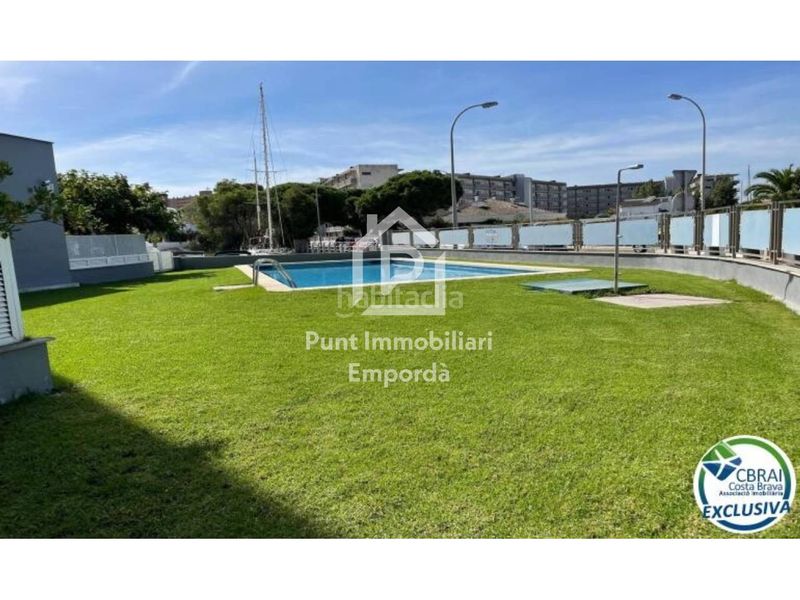 Foto 746622d3-ab5d-42ad-8a26-493021be25c2. Pis amb calefacció aparcament piscina a Santa Margarida Roses