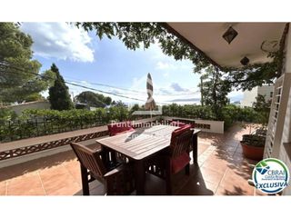 Casa  Calle pompeu fabra. Casa en llançà con licencia turística, vistas al mar y a pocos m