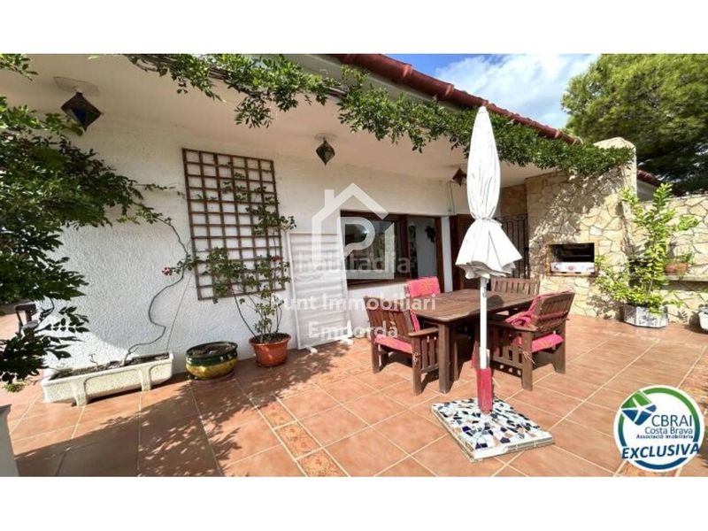Foto 2553ddea-1709-4b76-b705-b6e673a68307. Casa amb aparcament a Grifeu - Cap Ras - Els Estanys - Sant Genís Llançà