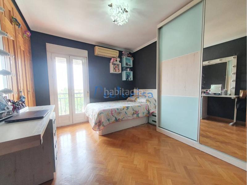 Foto 3d6916d6-8249-4f58-b952-2db3141cabd7. Casa adossada amb calefacció aparcament piscina a Moraleja de Enmedio