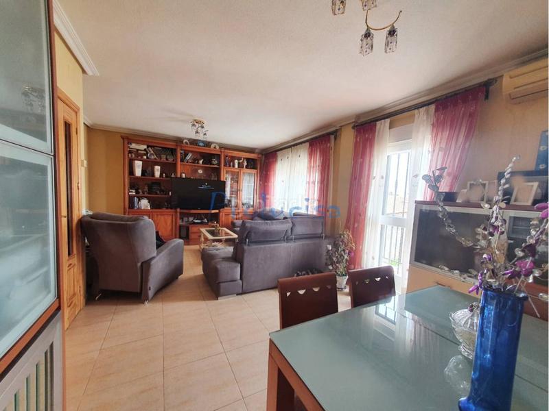 Foto a4c9f58a-bcc2-4cfc-a100-a09a5b1a33b7. Casa adossada amb calefacció aparcament piscina a Moraleja de Enmedio