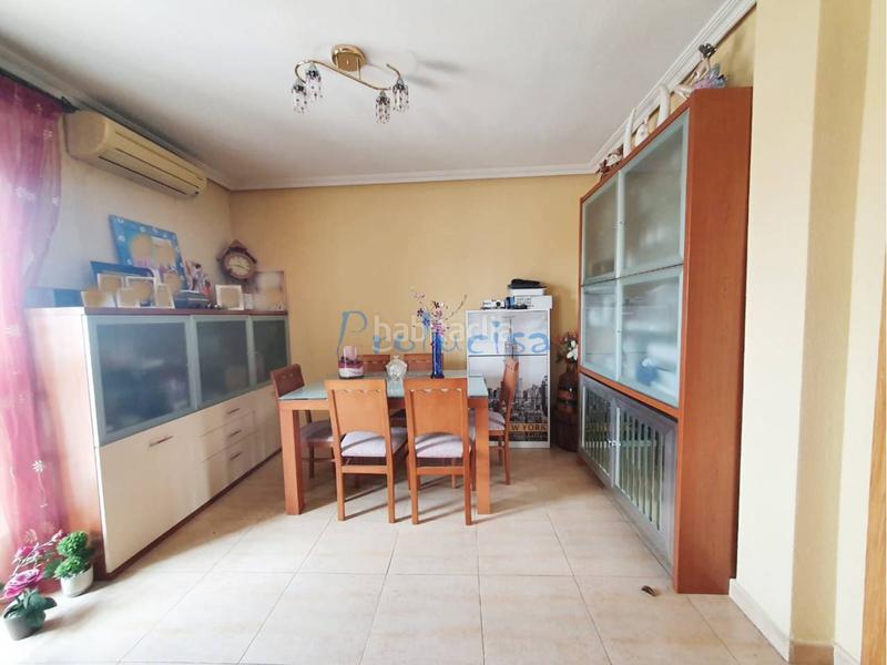 Foto c80f0cff-a902-4172-8b68-e7be742cc412. Casa adossada amb calefacció aparcament piscina a Moraleja de Enmedio