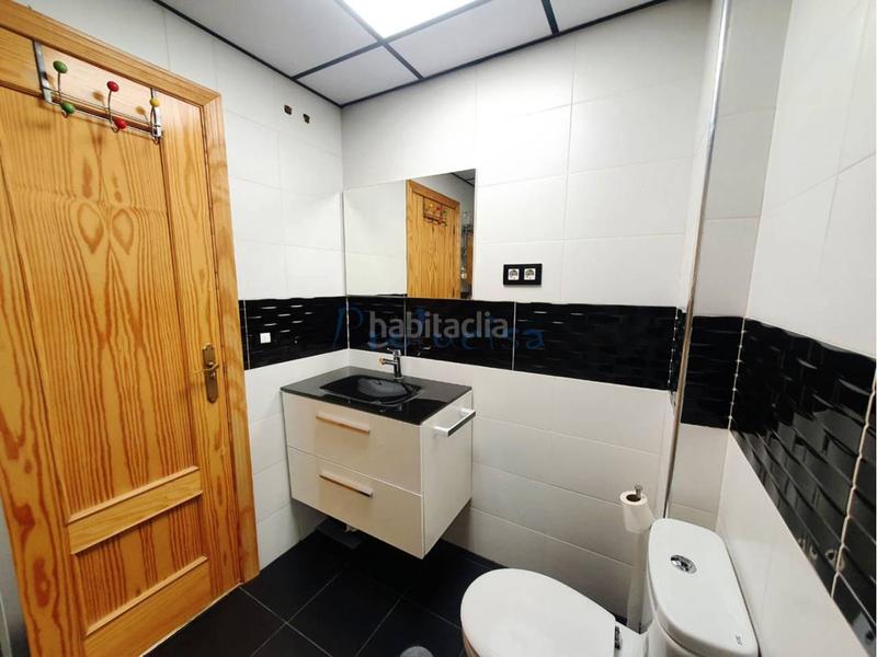 Foto de5b18d3-09b5-4dda-bfa7-11a4a31dd9f3. Casa adossada amb calefacció aparcament piscina a Moraleja de Enmedio