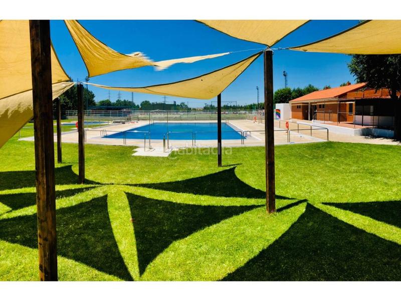 Foto 07ee8c9e-b69d-4d95-87c8-5a7150549043. Casa amb calefacció aparcament a Moraleja de Enmedio