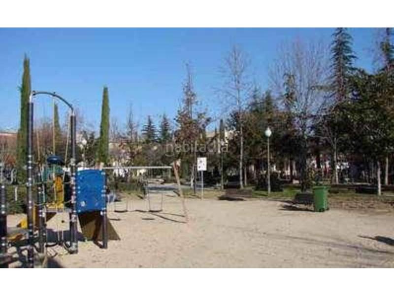 Foto 6be6ec9d-cd80-46ea-a522-17275c27751c. Casa amb calefacció aparcament a Moraleja de Enmedio