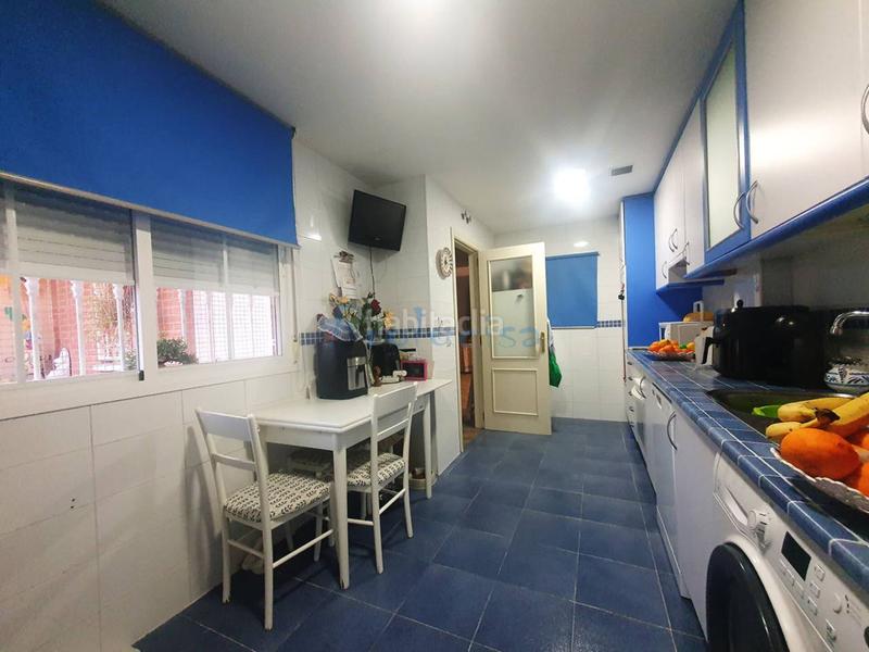 Foto 88dc2cd2-680d-46ee-8540-46b954e70c5a. Casa pareada chalet pareado en venta en Moraleja de Enmedio