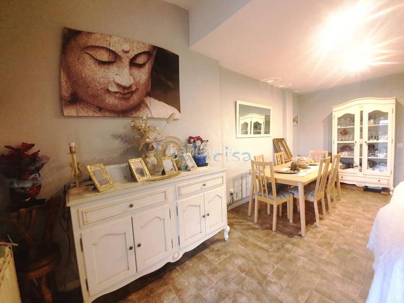 Foto b647859c-c333-41b3-ab1a-2ae8889e37dd. Casa pareada chalet pareado en venta en Moraleja de Enmedio