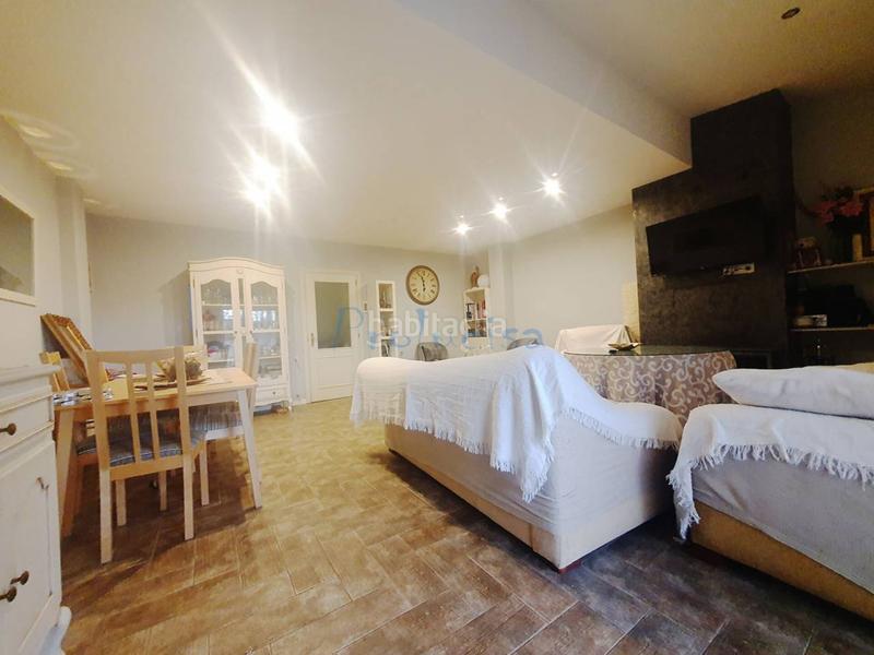 Foto c560aa8f-5605-45e8-8445-f98fcef1f16d. Casa pareada chalet pareado en venta en Moraleja de Enmedio