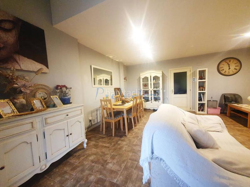 Foto ce78de05-1a90-41a3-81e3-648dbd139e20. Casa pareada chalet pareado en venta en Moraleja de Enmedio