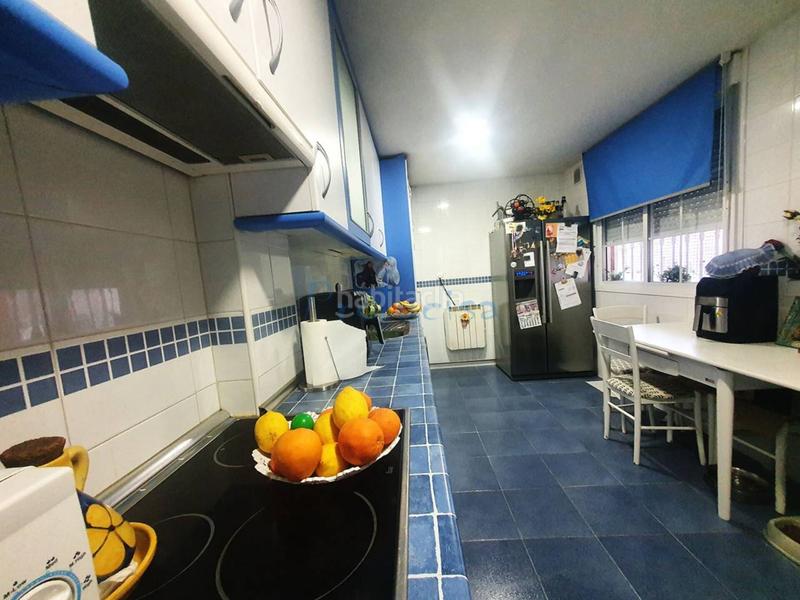 Foto d1c5c538-c879-4cc1-b583-d769ba714b1a. Casa pareada chalet pareado en venta en Moraleja de Enmedio