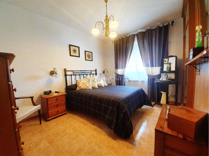 Foto 17893610-80d5-4ed7-bd8f-252467286cf1. Chalet casa en venta en Moraleja de Enmedio