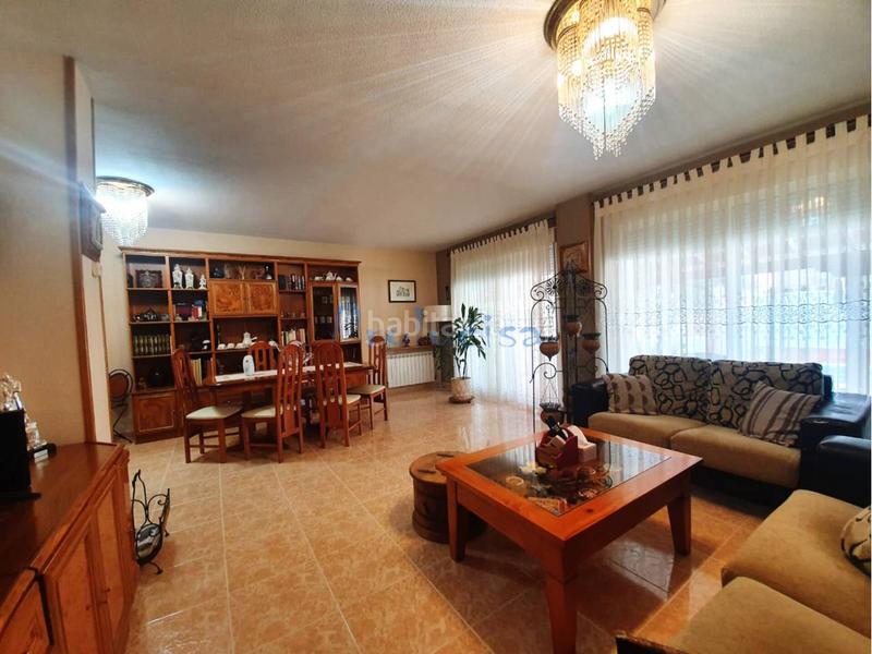 Foto 28a1d913-10e5-4575-963f-7cdf075da5ce. Chalet casa en venta en Moraleja de Enmedio