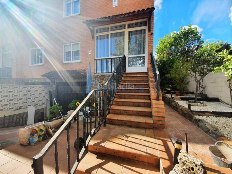 Foto 29b5f04d-3255-49b7-8e64-78035e7a070f. Chalet casa en venta en Moraleja de Enmedio