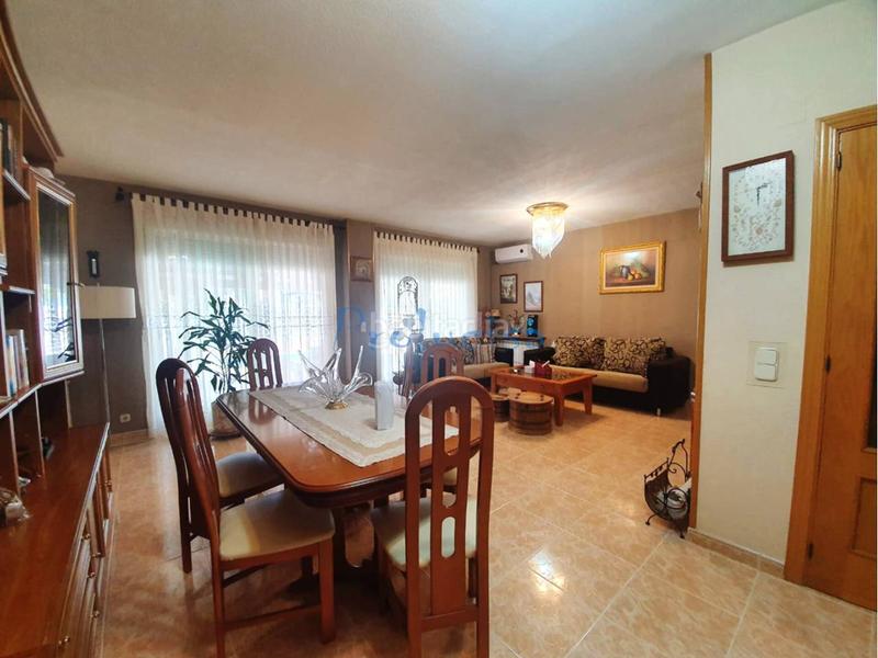 Foto 4660c7cd-4a55-4062-9c9e-e9a245c35ad8. Chalet casa en venta en Moraleja de Enmedio